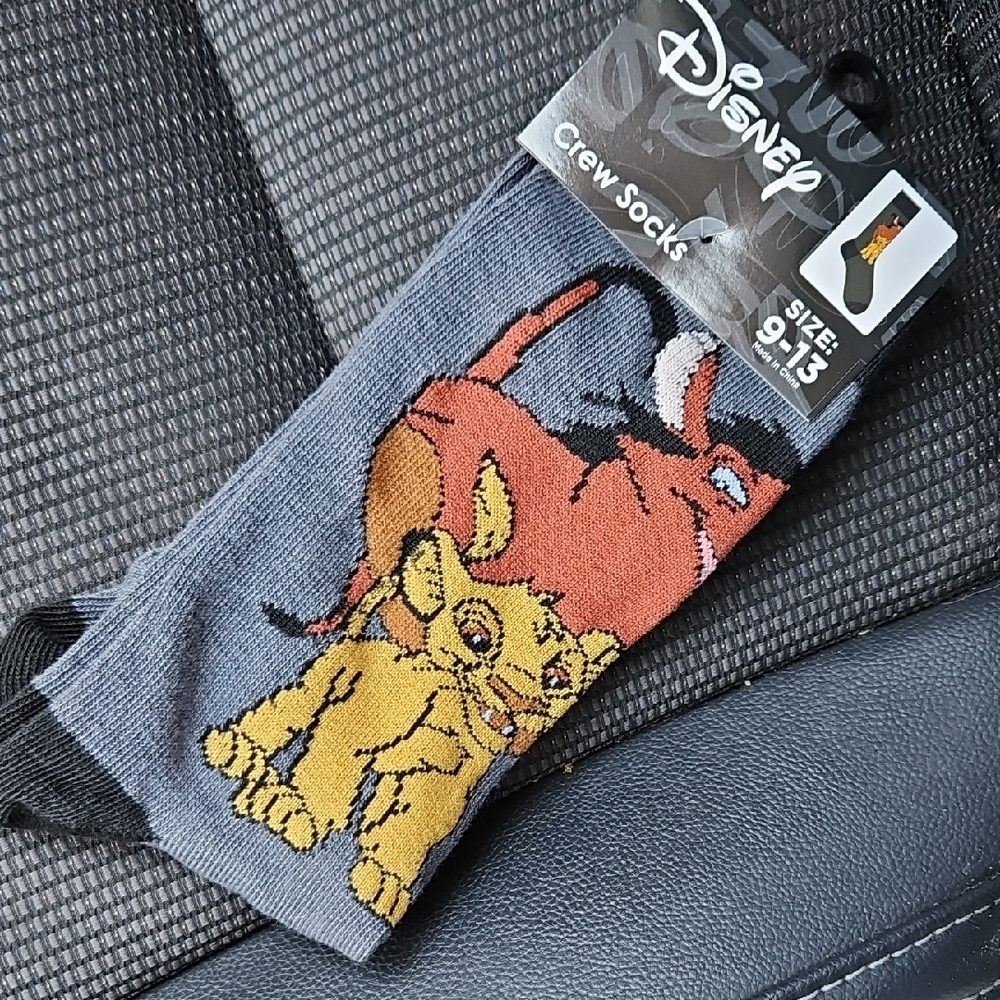 Disney Lion King Crew Socks Simba Pumbaa
